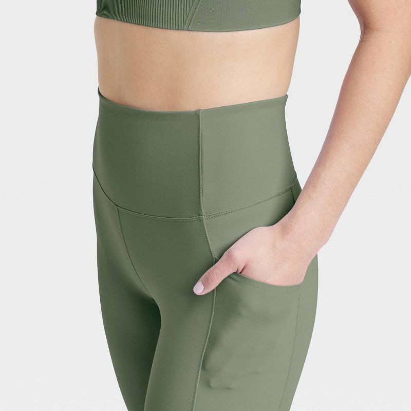 slide 4 of 4, Women's Dynamic Flex High-Rise Pocketed 7/8 Leggings - All In Motion™ Green S, 1 ct