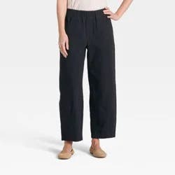 Women's Mid-Rise Barrel Leg Pull-On Pants - Universal Thread™ Black M