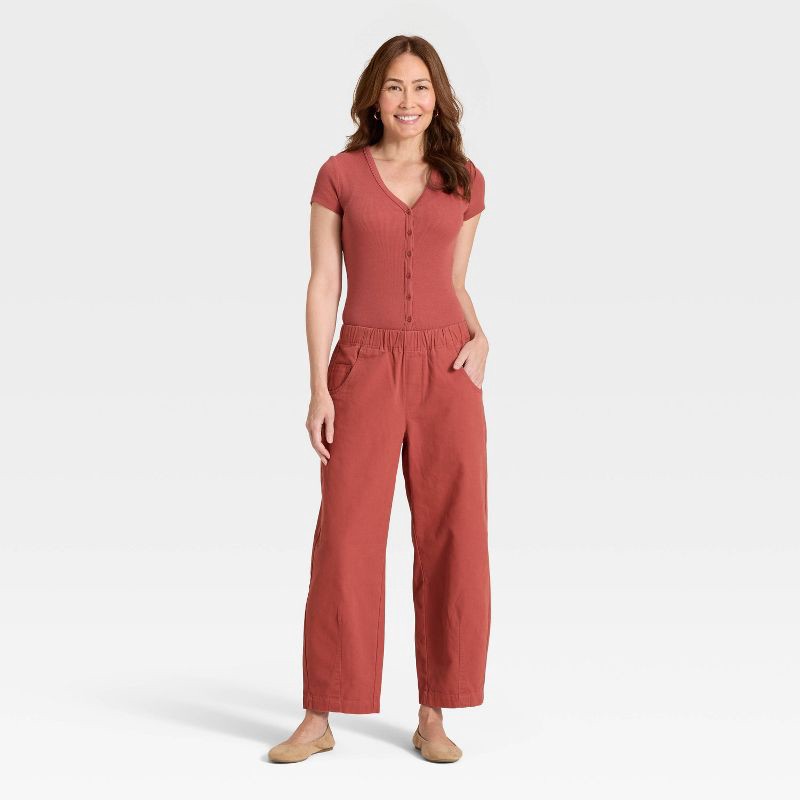 slide 3 of 3, Women's Mid-Rise Barrel Leg Pull-On Pants - Universal Thread™ Rust XS, 1 ct
