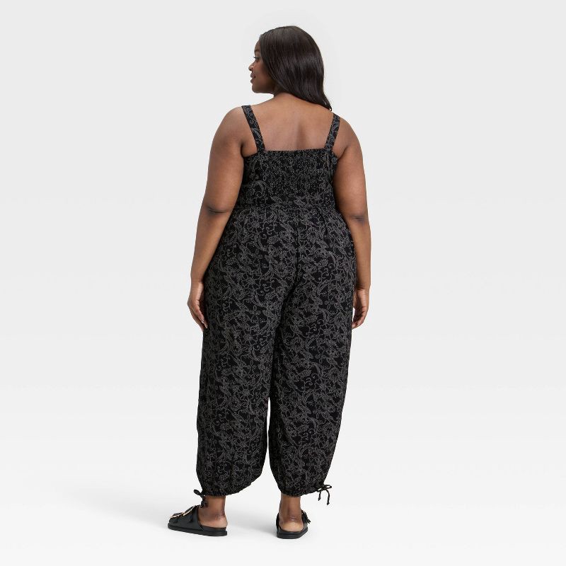 slide 3 of 3, Women's Jumpsuit - Universal Thread™ Black Floral XXL, 1 ct