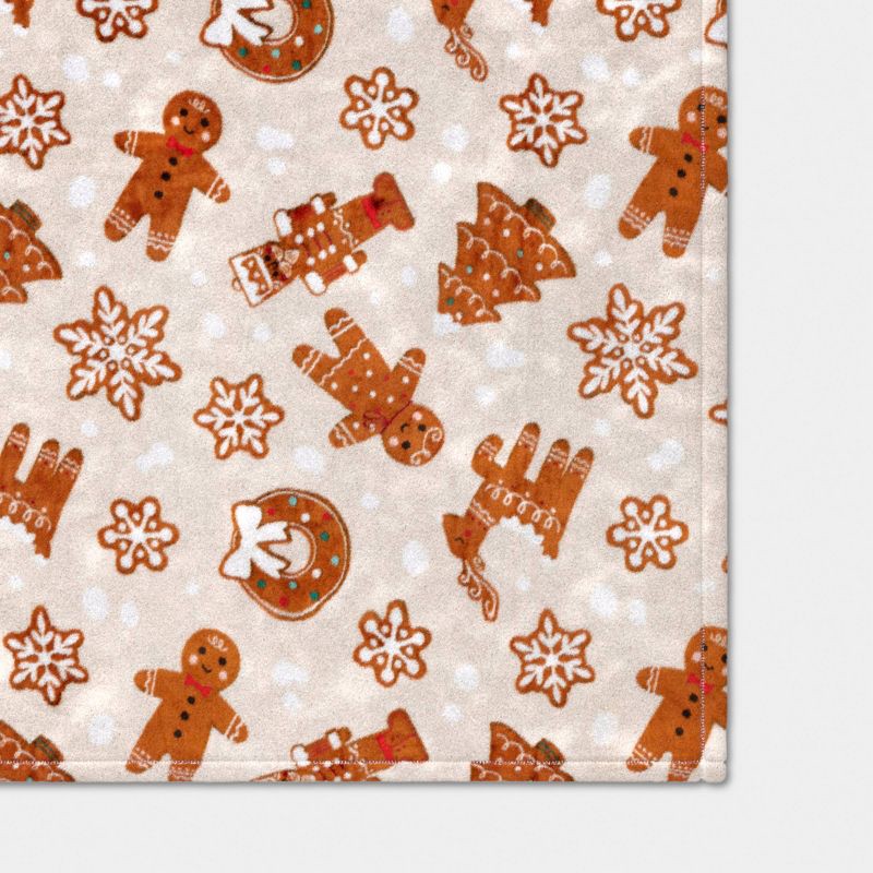 slide 4 of 5, Christmas Gingerbread Cookies Plush Throw Blanket - Wondershop™, 1 ct