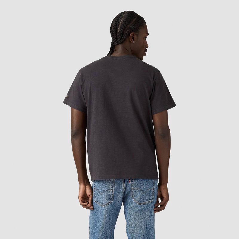 slide 3 of 4, Levi's® Men's Phantom Relaxed Fit Short Sleeve Logo Crewneck T-Shirt - Black XL, 1 ct