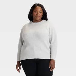 Women's Long Sleeve Crewneck Pullover Sweater - Ava & Viv™ Light Gray 2X