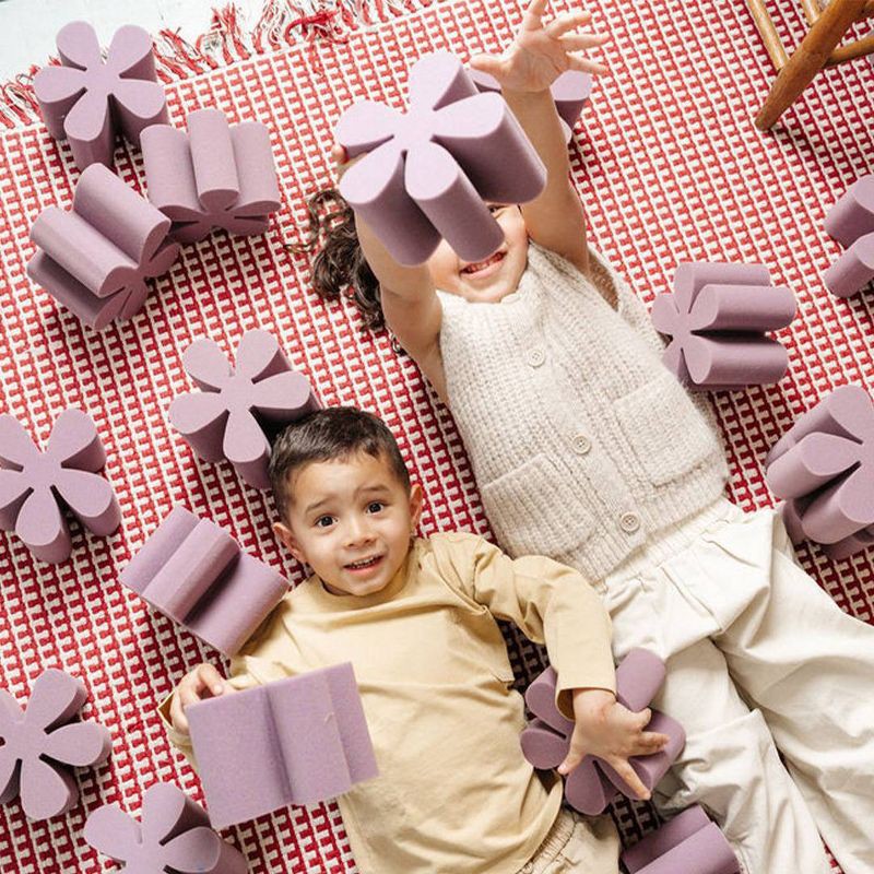 slide 5 of 6, SMOL Foam Pit with Daisy Foam - 30pc, 30 ct