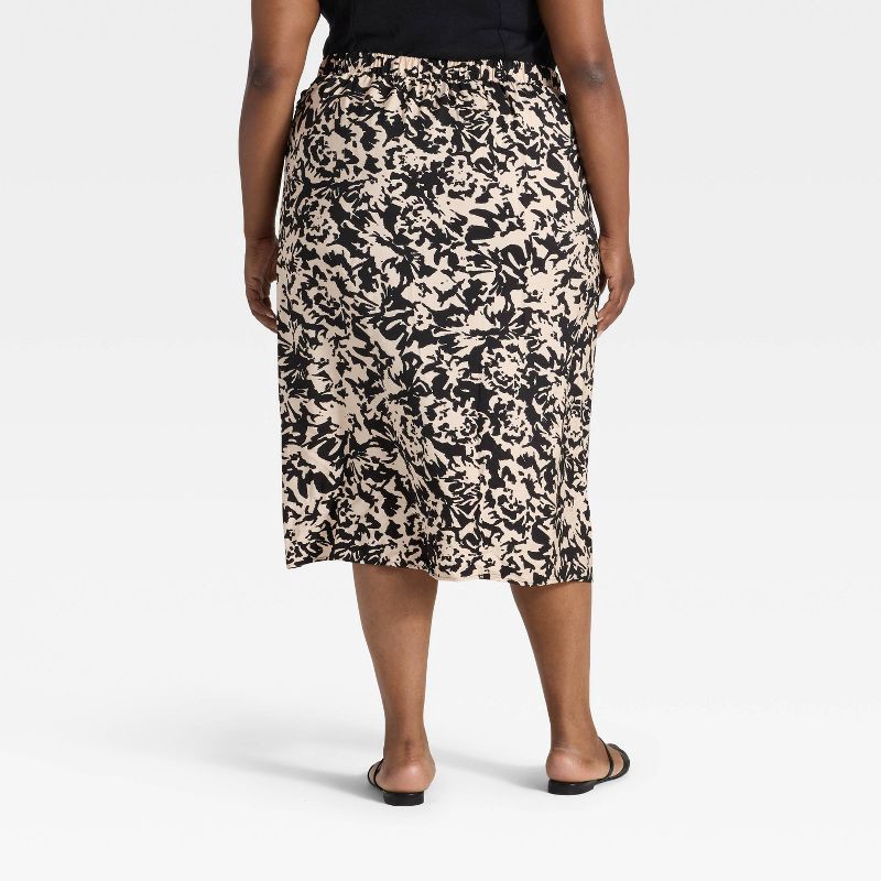 slide 3 of 3, Women's Midi Wrap Skirt - Ava & Viv™ Black Abstract 1X, 1 ct
