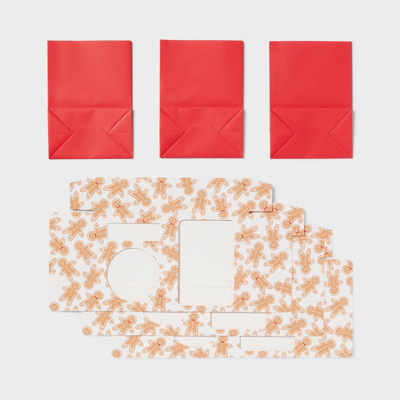 slide 3 of 3, 3ct Christmas Gingerbread Movie Snack Box - Spritz™, 3 ct