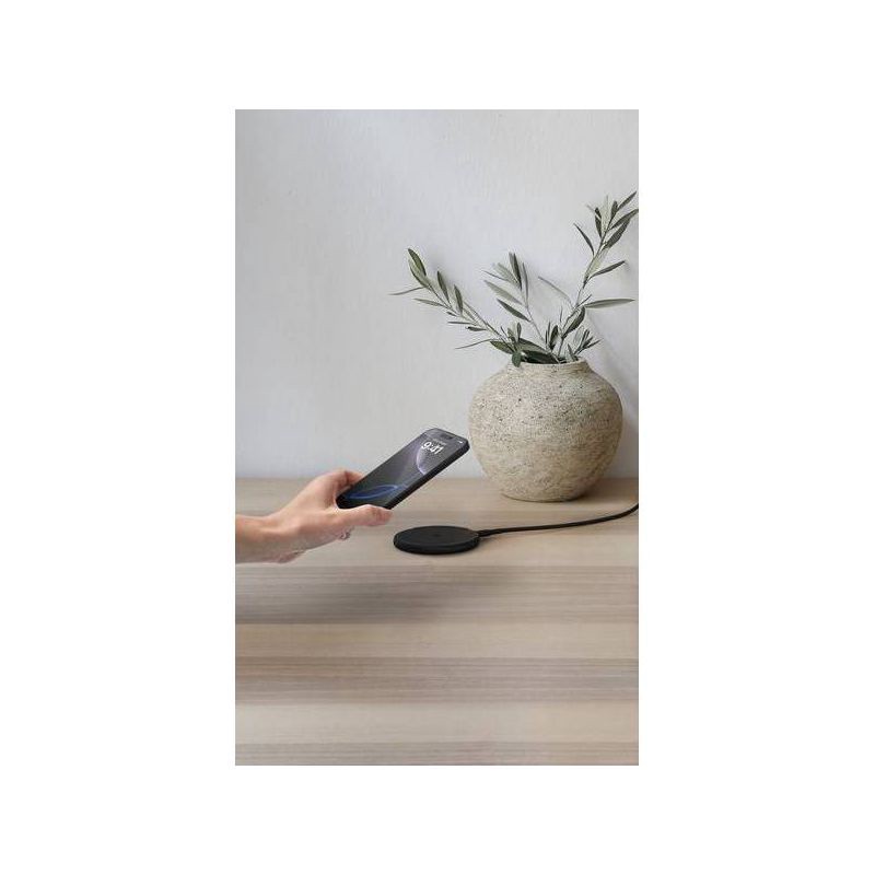 slide 7 of 12, Belkin 15W Qi Charging Pad - Black: Compatible with iPhone & Galaxy Models, 1 ct