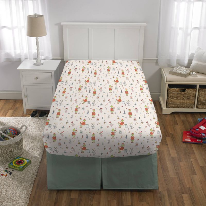 slide 3 of 7, The Grinch Twin Sheet Set, 1 ct