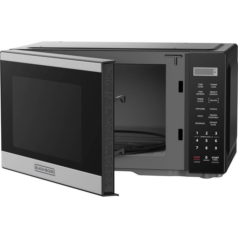 slide 3 of 5, BLACK+DECKER 0.9 cu ft Microwave Oven Black, 1 ct