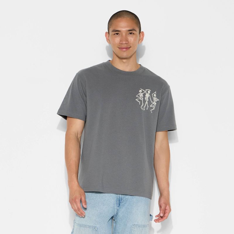slide 2 of 3, Men's Graphic Skull T-Shirt - Original Use™ Gray M, 1 ct