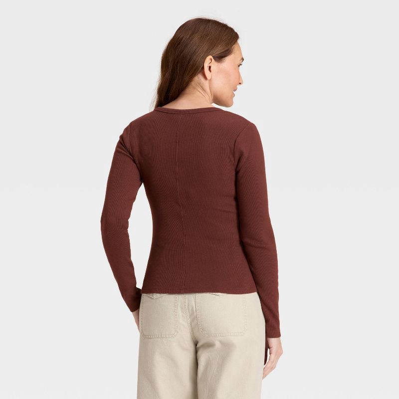 slide 2 of 4, Women's Slim Fit Long Sleeve Scoop Neck Ribbed T-Shirt - Universal Thread™ Brown XL, 1 ct