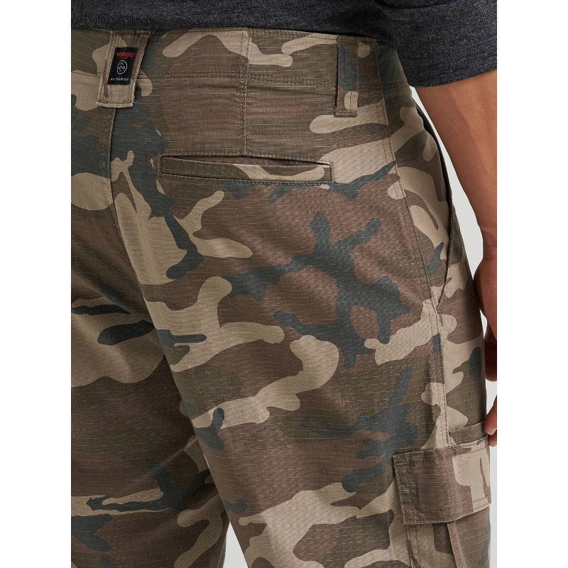 slide 6 of 8, Wrangler Men's ATG Regular Fit Straight Leg Sierra Cargo Pants - Camo 38x32, 1 ct