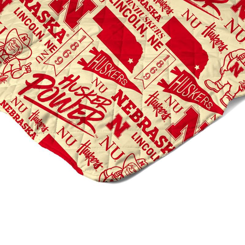slide 4 of 5, NCAA Nebraska Cornhuskers 60 x 80 Quilted Throw Blanket, 1 ct