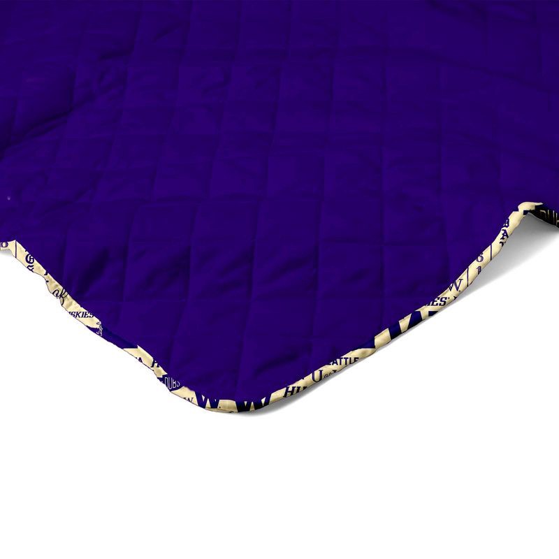 slide 3 of 5, NCAA Washington Huskies 60 x 80 Quilted Throw Blanket, 1 ct