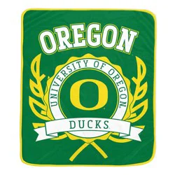 NCAA Oregon Ducks Crest Ultra Soft Blanket