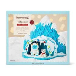 Yeti Sugar Christmas Cookie Kit - 27.12oz - Favorite Day™