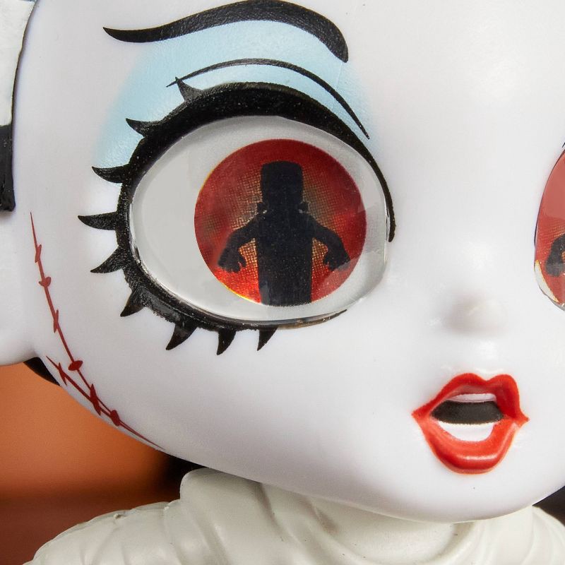 slide 4 of 8, Tiny Nightmares Collectible Figures, 1 ct