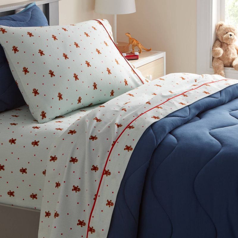 slide 2 of 4, Full Gingerbread Dreams Kids' Cotton Sheet Set - Pillowfort™, 1 ct