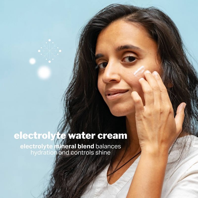 slide 7 of 10, cocokind Glow on the Go Skincare Gift Set - 3ct, 3 ct