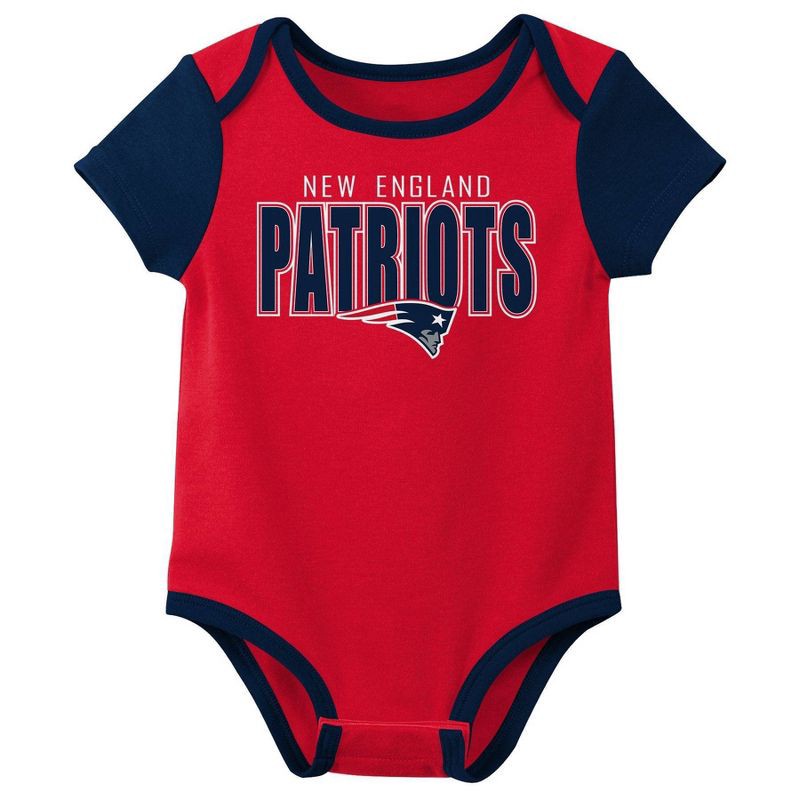 slide 2 of 4, NFL New England Patriots Boys' White 3pk Bodysuit - 18M, 3 ct