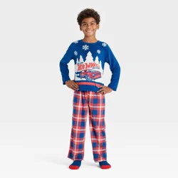 Boys' 2pc Hot Wheels Holiday Cozy Pajama Set with Socks - Navy Blue M