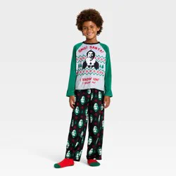Boys' 2pc Buddy the Elf Christmas Cozy Pajama Set with Socks - Black M