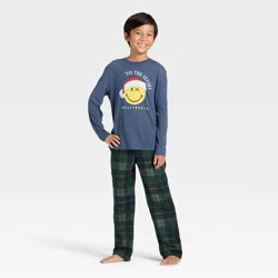 SmileyWorld Boys' 2pc Smiley World Christmas Long Sleeve Pajama Set - Blue L