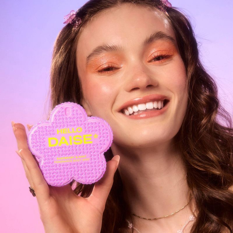 slide 3 of 6, DAISE Bedazzled Women's Gift Set, 1 ct