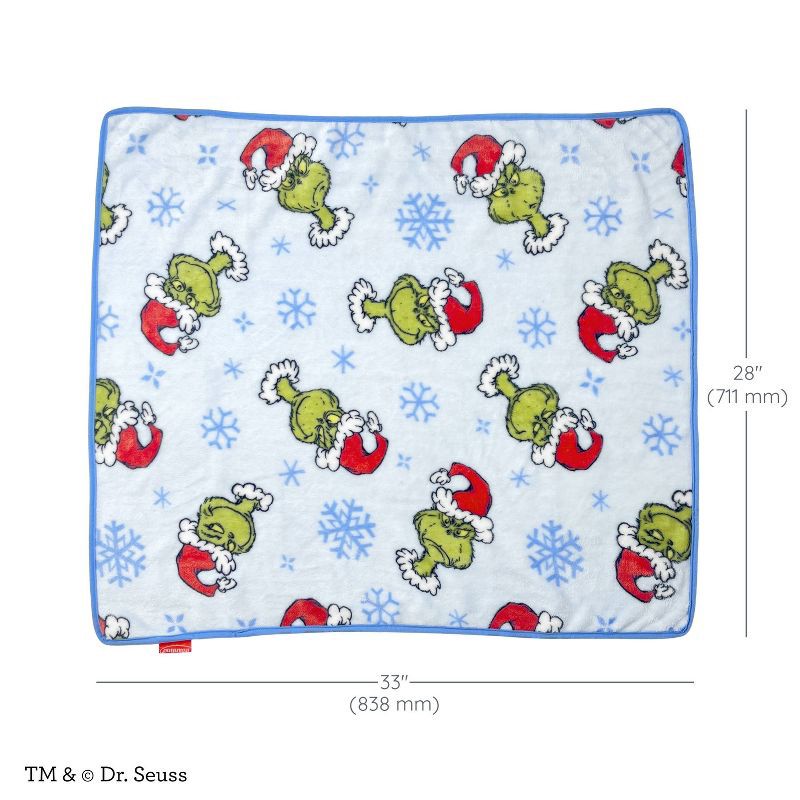 slide 2 of 6, Infantino Grinch Holiday Baby Blanket, 1 ct