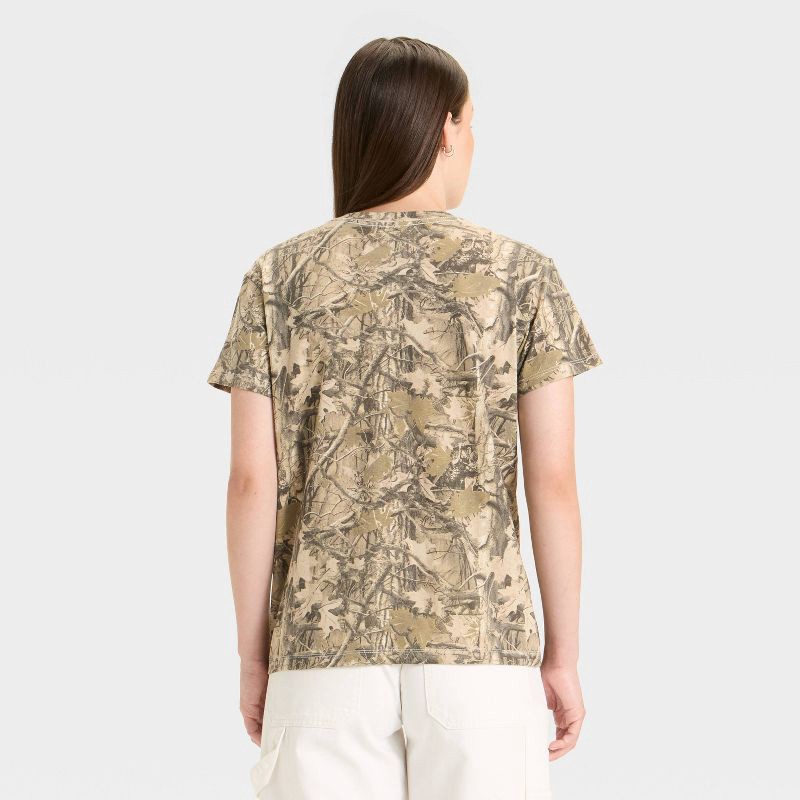 slide 3 of 3, Women's Miller Pheasant Short Sleeve Graphic T-Shirt - Camouflage M, 1 ct