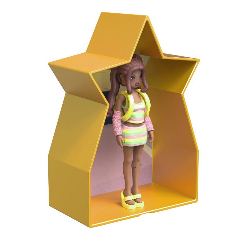 slide 6 of 21, Dress To Impress Sidekick Mystery Small Doll, 1 ct