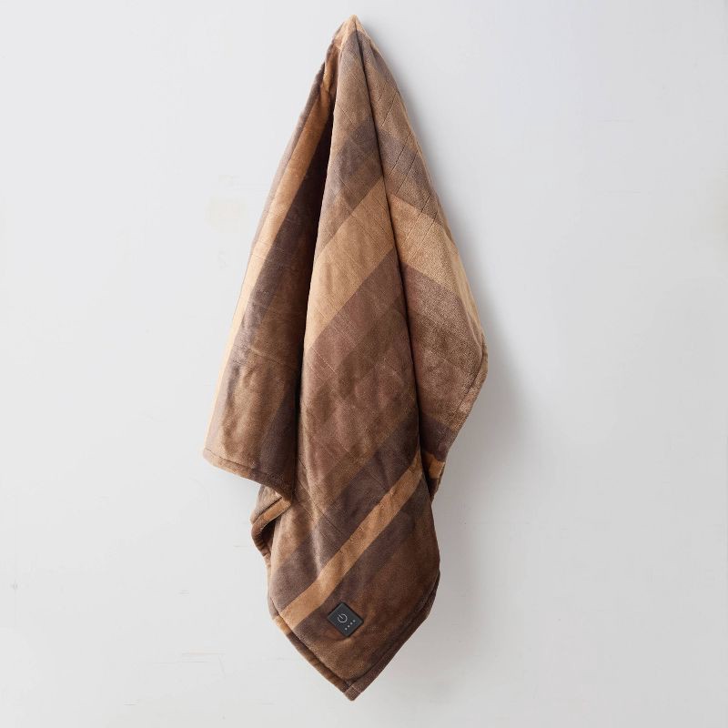 slide 3 of 5, Brookstone Heated Printed Plush Throw Striped, 1 ct