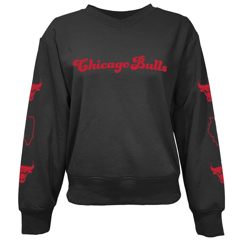 slide 1 of 5, NBA Chicago Bulls Women's Long Sleeve V-Neck Fleece Sweatshirt - S, 1 ct
