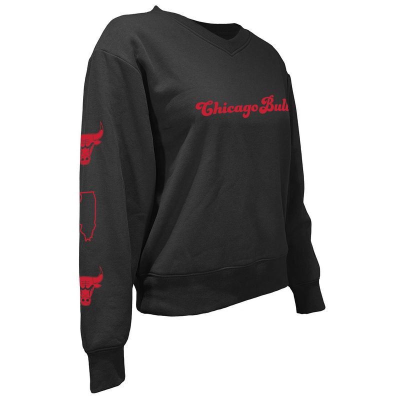 slide 3 of 5, NBA Chicago Bulls Women's Long Sleeve V-Neck Fleece Sweatshirt - L, 1 ct