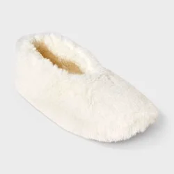 Women's Plush Faux Fur Cozy Slipper Socks with Slip Resistant Soles - Auden™ Ivory S/M