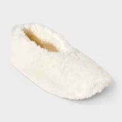 Women's Plush Faux Fur Cozy Slipper Socks with Slip Resistant Soles - Auden™ Ivory S/M