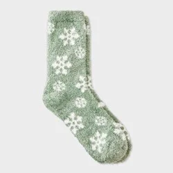 Women's Snowflake Cozy Crew Socks - Auden™ Green 4-10