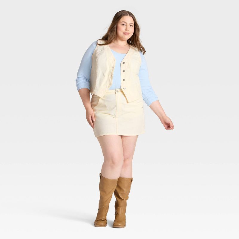 slide 3 of 3, Women's Corduroy Vest - Universal Thread™ Cream XXL, 1 ct