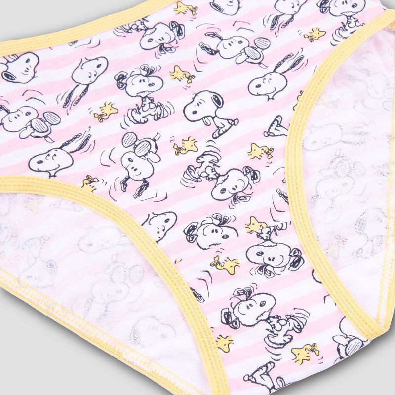 slide 4 of 4, Girls' Snoopy 7pk Cotton Briefs - 4, 7 ct