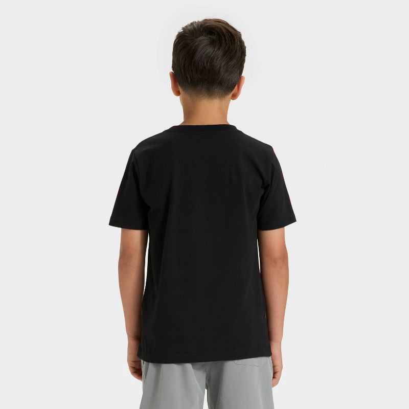 slide 3 of 4, Boys' New York Yankees Short Sleeve Oversized Graphic T-Shirt - Black M, 1 ct