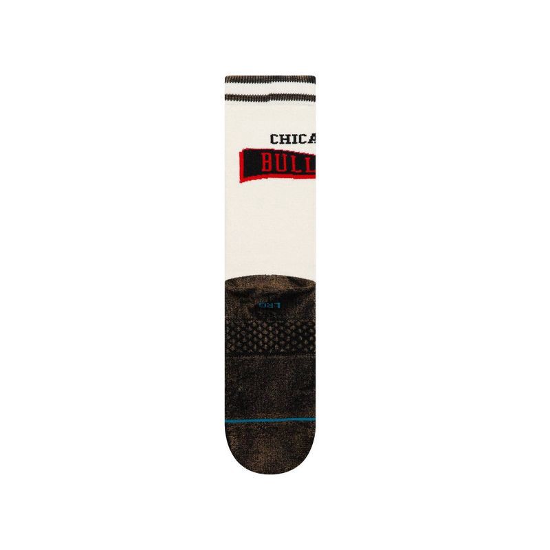 slide 5 of 5, NBA Chicago Bulls Victory Large Crew Socks, 1 ct