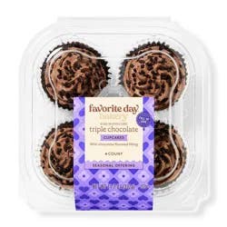 Valentine's Chocolate Large Filled Cupcakes - 11.7oz/4ct - Favorite Day™