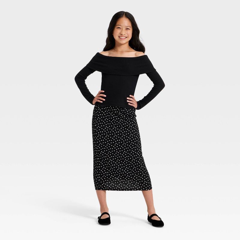 slide 3 of 3, Girls' Off the Shoulder Long Sleeve Knit Top - art class™ Black S, 1 ct