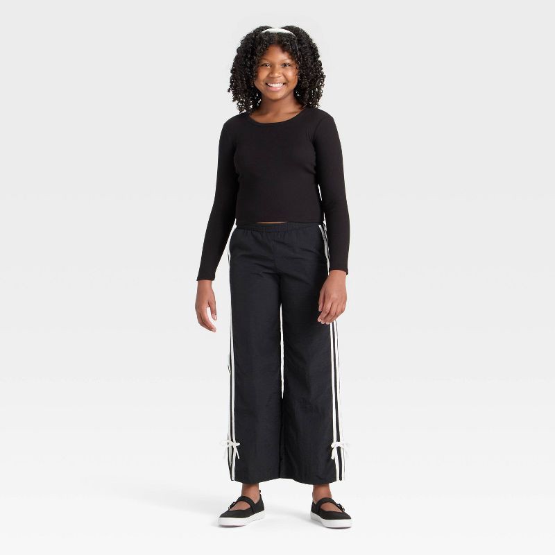 slide 3 of 3, Girls' Long Sleeve Crew Neck Ribbed T-Shirt - art class™ Black L, 1 ct