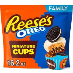 Reese's with OREO Milk Chocolate and White Crème Peanut Butter Cups Candy - 16.2oz