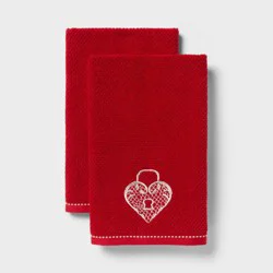 2pk Valentine's Day Heart Keyhole Hand Towel Set - Threshold™