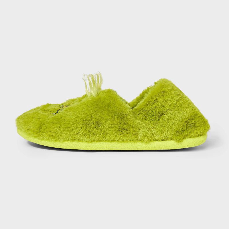 slide 2 of 4, Women's The Grinch Faux Fur Slipper Socks with Grippers - Green S/M, 1 ct