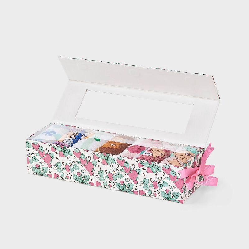 slide 4 of 4, Women's Strawberry Shortcake Cozy Crew Socks Gift Box - Assorted Color 4-10, 1 ct