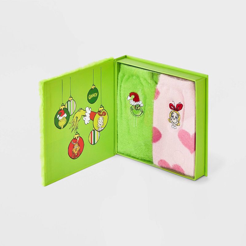 slide 4 of 4, How the Grinch Stole Christmas Women's The Grinch Furry Face Box of Cozy Embroidered Crew Socks - Green/Pink 4-10, 1 ct