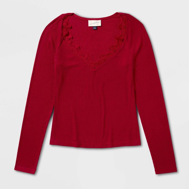 slide 4 of 4, Women's Long Sleeve V-Neck Lace Trim T-Shirt - Universal Thread™ Maroon M, 1 ct
